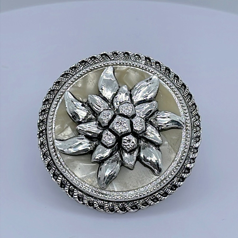 1960s West Germany Mother Of Pearl Braided Silver Tone Flower SCARF CLIP Vintage